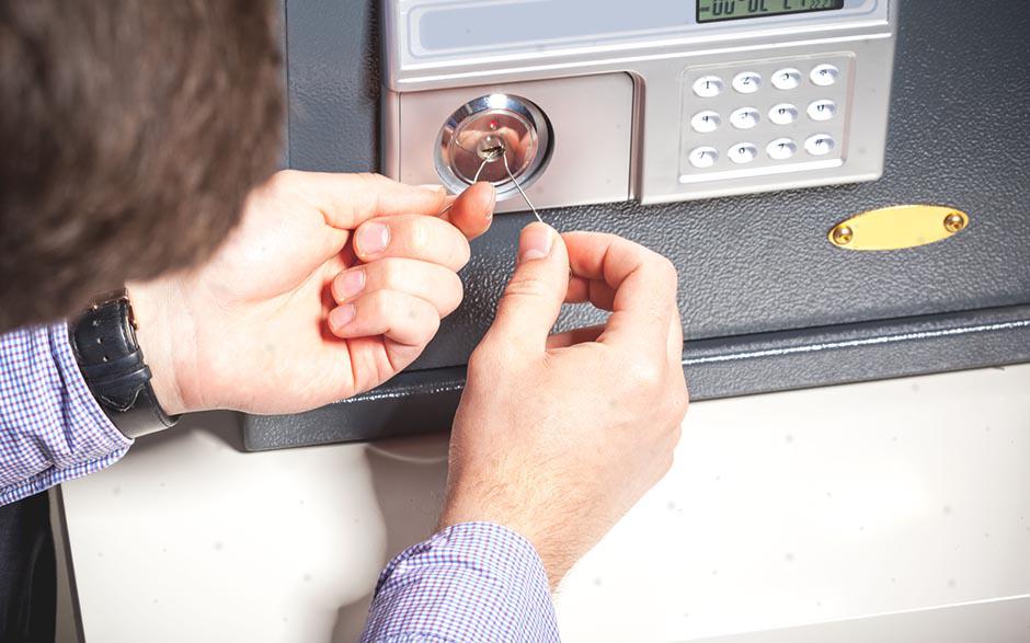 ouvrir une porte fermée à clé Puteaux